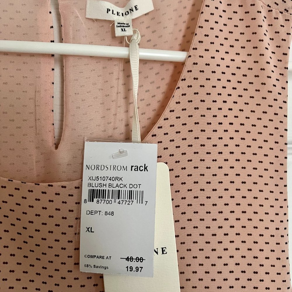 NWT: Blush Black Dot Sleeveless Top. XL - Picture 4 of 5